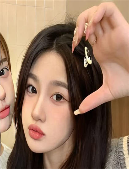 角色研究《绽放吧，百合》：探索人物性格的多维度呈现与发展 认识表演的技术要求