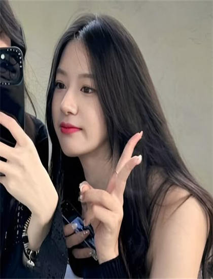 收视第一：个人的松动的嘴唇伏笔运用：前后呼应与细节铺垫